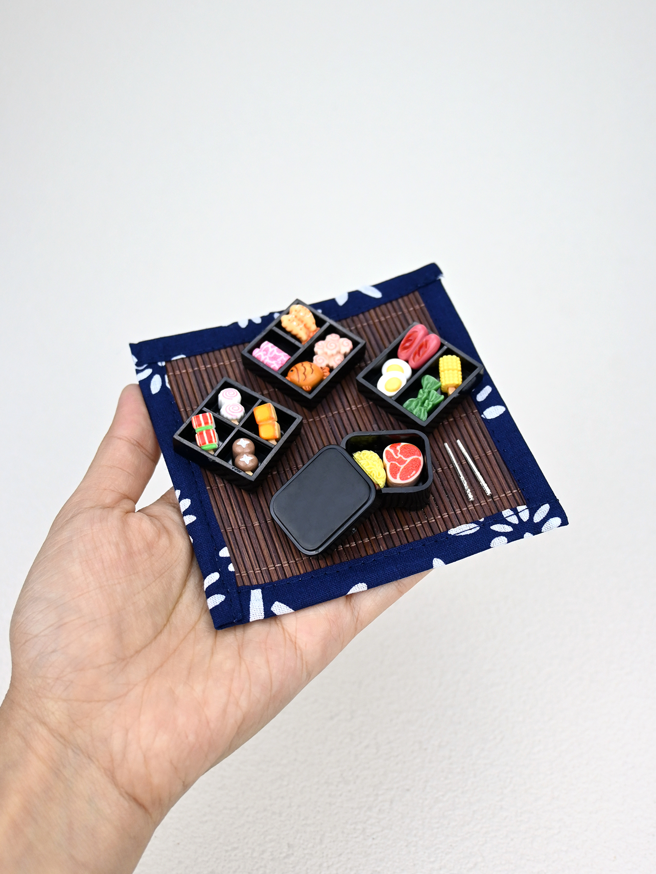A Miniature Japanese Bento Sce - Japanese Lifestyle Gifts incelemesi ve fiyatı